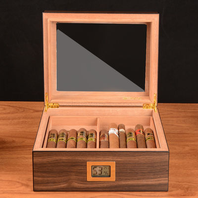 Good price Custom Handmade Cigar Label Printing Glass Top Holds 25 Cigars Spanish Cedar Humidor online